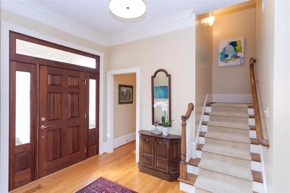  224 Oval Park Pl, Chapel Hill, NC 27517 photo 2