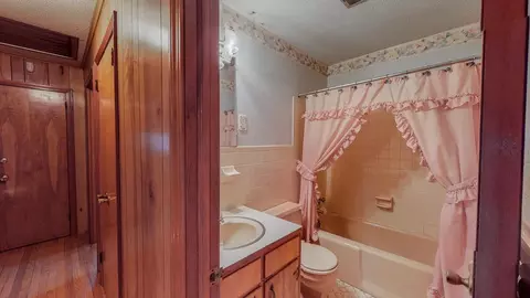 122 Henderson Rd, Roxboro, NC 27573 photo 19