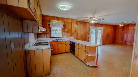 122 Henderson Rd, Roxboro, NC 27573 photo 2