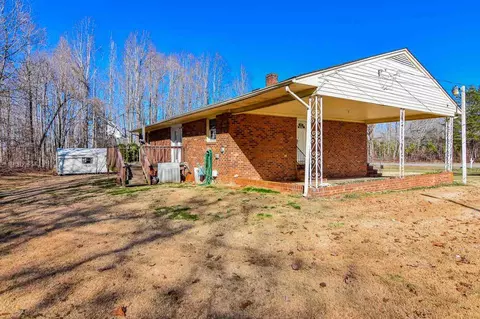 122 Henderson Rd, Roxboro, NC 27573 photo 14