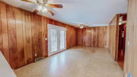 122 Henderson Rd, Roxboro, NC 27573 photo 4