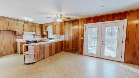 122 Henderson Rd, Roxboro, NC 27573 photo 3