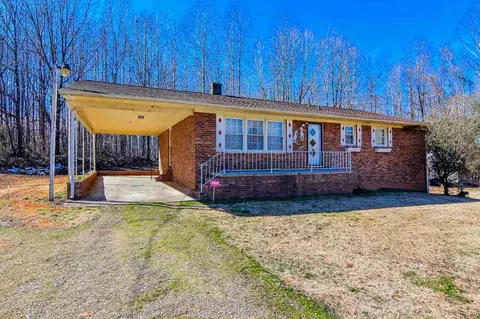 122 Henderson Rd, Roxboro, NC 27573 photo 1