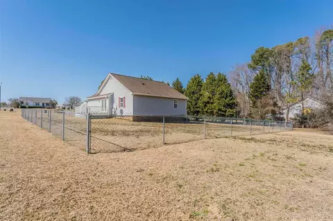 134 Lansing Dr, Benson, NC 27504 photo 26