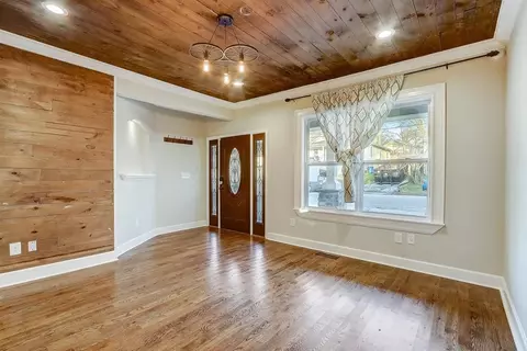 1107 Calvin St, Durham, NC 27701 photo 3
