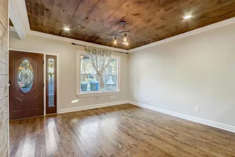1107 Calvin St, Durham, NC 27701 photo 2