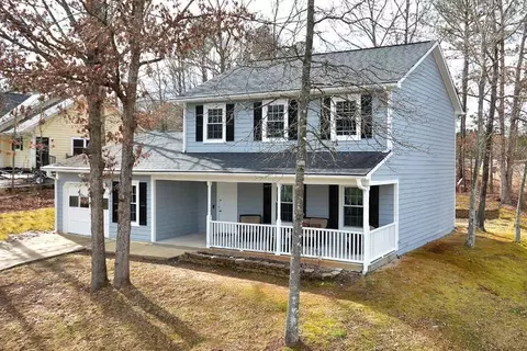 813 Alpha Dr, Durham, NC 27703 photo 2