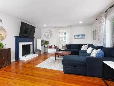 1015 Green St, Durham, NC 27701 photo 5