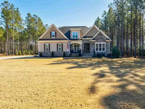 52 Independence Dr, Smithfield, NC 27577 photo 2