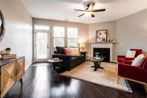 717 Sidepark St, Durham, NC 27703 photo 1