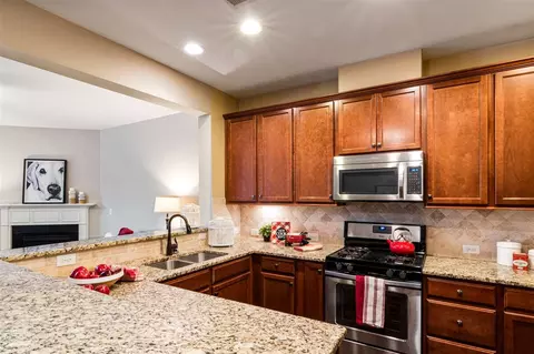 717 Sidepark St, Durham, NC 27703 photo 9