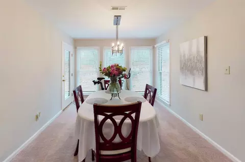 402 Cottage Ln, Durham, NC 27713 photo 9