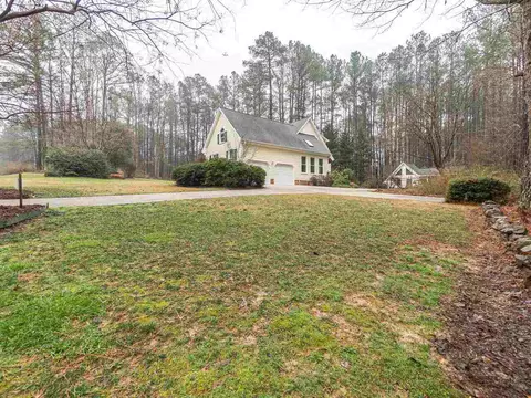 6015 St Thomas Dr, Durham, NC 27705 photo 2