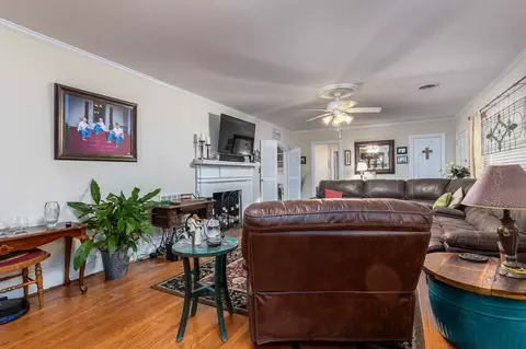 801 S 1st St, Smithfield, NC 27577 photo 4