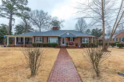 801 S 1st St, Smithfield, NC 27577 photo 1