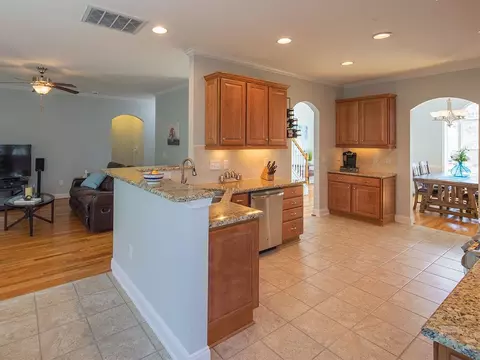 4 Hidden Ridge Ct, Durham, NC 27707 photo 3