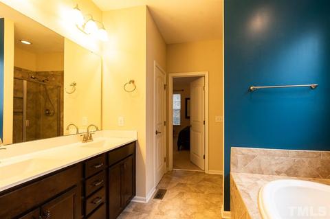 3310 Flat River Dr, Durham, NC 27703 photo 19