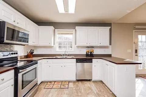 100 Carriage Loop, Burlington, NC 27217 photo 15