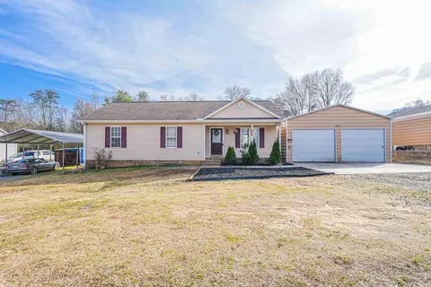 100 Carriage Loop, Burlington, NC 27217 photo 2