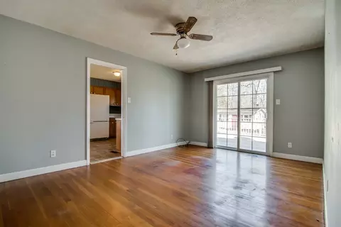 414 Crestview Dr, Durham, NC 27712 photo 9