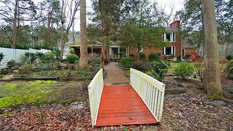 466 Continental Dr, Durham, NC 27712 photo 9