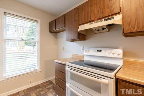 11 Durbin Pl, Durham, NC 27705 photo 5
