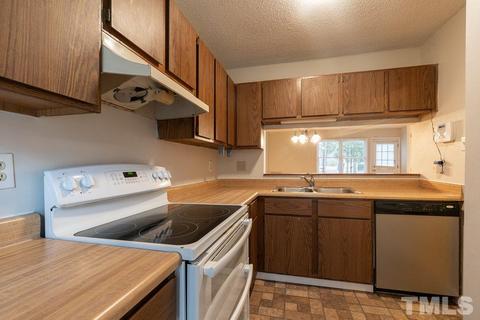 11 Durbin Pl, Durham, NC 27705 photo 6