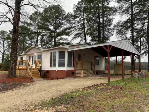 117 Fields Dr, Mount Olive, NC 28365 photo 1