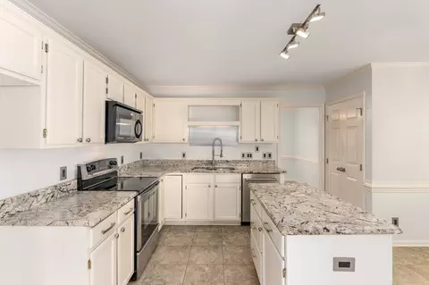 102 Eagle Swoop Ct, Cary, NC 27513 photo 8