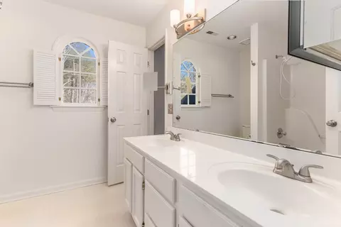 102 Eagle Swoop Ct, Cary, NC 27513 photo 17