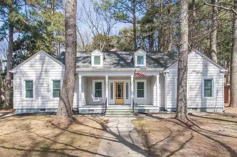 217 S Walnut St, Spring Hope, NC 27882 photo 2