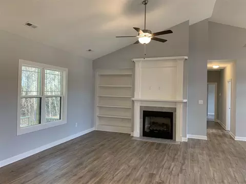 63 Lowery Ln, Benson, NC 27504 photo 5