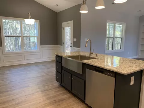 63 Lowery Ln, Benson, NC 27504 photo 9