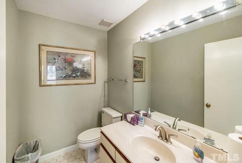 17 Running Brook Ct, Durham, NC 27713 photo 14