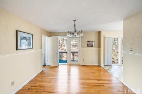 17 Running Brook Ct, Durham, NC 27713 photo 8