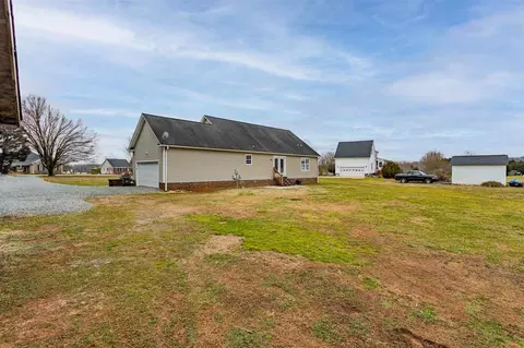 2452 Iris Dr, Haw River, NC 27258 photo 28