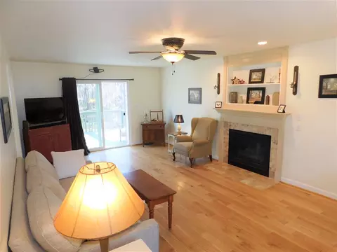 819 Sunstone Dr, Durham, NC 27712 photo 6