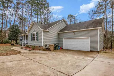 185 Peacemaker Ln, Smithfield, NC 27577 photo 2