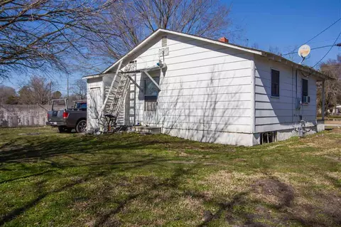 506 E Harnett St, Dunn, NC 28334 photo 3