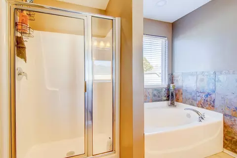 2101 Pear Tree Ln, Durham, NC 27703 photo 25