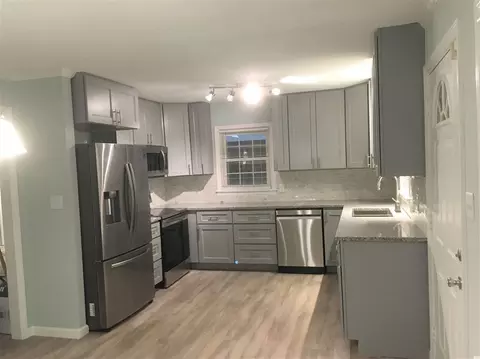 4001 Chaucer Dr, Durham, NC 27705 photo 5