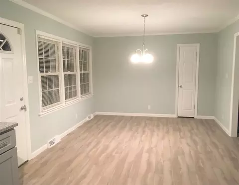 4001 Chaucer Dr, Durham, NC 27705 photo 16