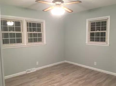 4001 Chaucer Dr, Durham, NC 27705 photo 17