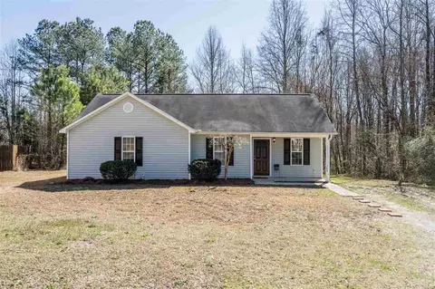 380 Gray Ghost St, Benson, NC 27504 photo 4