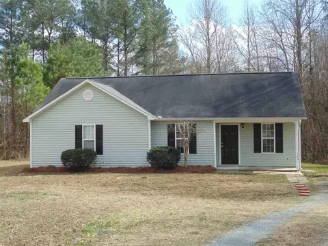 380 Gray Ghost St, Benson, NC 27504 photo 2