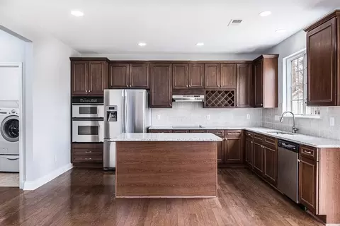 407 Ravenstone Ln, Durham, NC 27703 photo 7