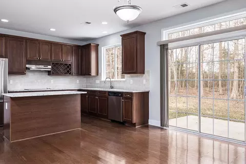 407 Ravenstone Ln, Durham, NC 27703 photo 9