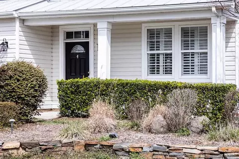 407 Ravenstone Ln, Durham, NC 27703 photo 3
