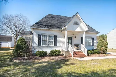 903 Fairground Rd, Dunn, NC 28334 photo 2
