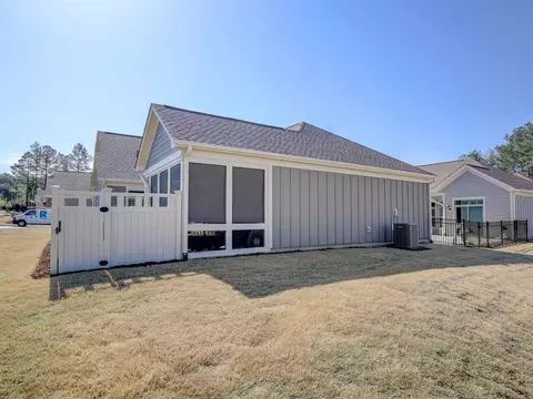 1102 Gardengate Dr, Durham, NC 27703 photo 29